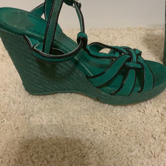 Colin Street Sandal Wedge - Picture 4 of 6